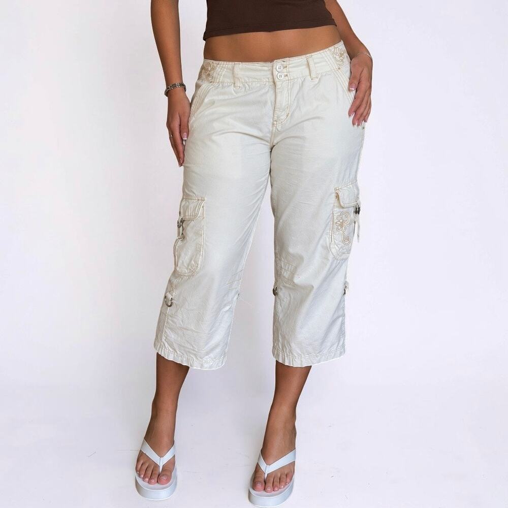 Vintage Aeropostale Y2K Embroidered Cargo Capri Pants 11/12